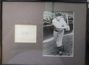Joe Cronin 6,5x4,5 Foto mit geschnittener Signatur gerahmt und mattiert 12x9 JSA - Bild 1 von 6