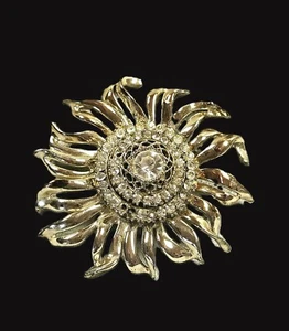 RHINESTONE, GOLD TONE LARGE VINTAGE BROOCH/PIN - Picture 1 of 5