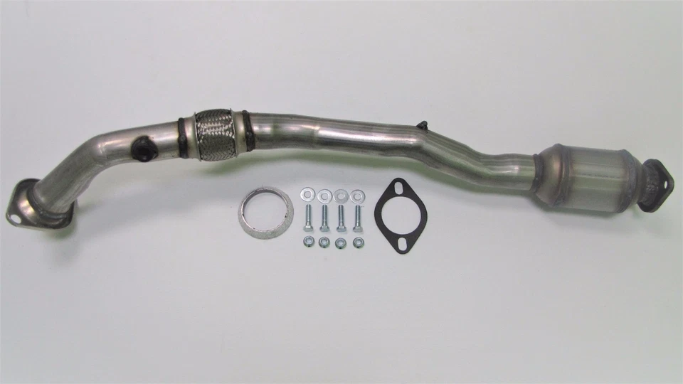 适合:2002 年和 2003 年日产 Altima 2.5 升 直接配合催化转换器 — 第 1/1 张图片