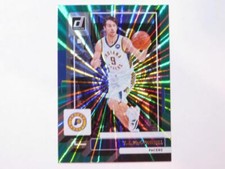 2022-23 Panini Donruss Basketball T.J. McConnell Holo Green Laser Card 51 Pacers