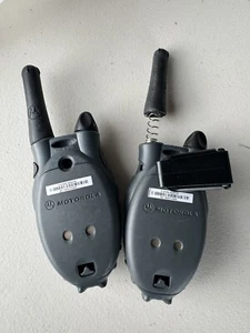 Motorola Talk About T 5320 Two Way Radios Walkie Talkies, Uses 3 AAA PLEASE READ - Picture 1 of 6
