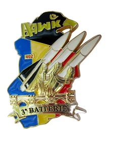 INSIGNE REGIMENT ARTILLERIE LE 402° RA 3° BATTERIE BREVET HAWK  FAB. Y. DELSART - Picture 1 of 2