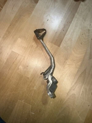 1983-1987 YAMAHA YZ 250 490 PEDAL FRENO TRASERO 56A-27200-00-00 PALANCA YZ250 YZ490 Foto 1 de 4