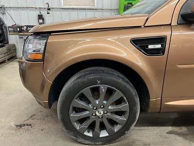 2008-2015 LAND ROVER LR2 MOTORISTA ESQUERDO DIANTEIRO PARA-LAMA CÓDIGO DE PINTURA 872 ZANZIBAR - Imagem 1 de 4