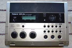 Roland CD-2U CD Recorder - Picture 1 of 5