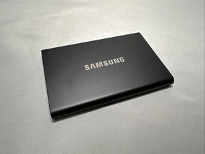 Samsung T7 Portable SSD (Titan Gray) 4TB, 1050MB/S - NEW NO BOX & ACC! - Picture 1 of 4