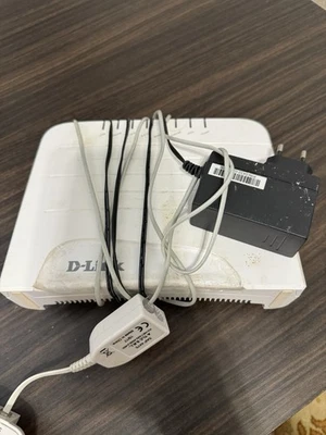 D-Link DVA-5582 - Modem Fibra ADSL2+ - Immagine 1 di 4