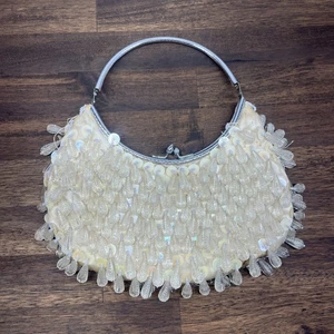 Vintage weiß Perlen Pailletten Clutch Handtasche Handgelenktasche Verschluss Metallgriff - Bild 1 von 16