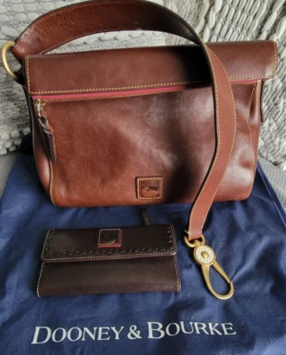 Hobo Florentino Dooney & Bourke, Castaño, Lino Crema y Gamuza Verde con Cartera Foto 1 de 4