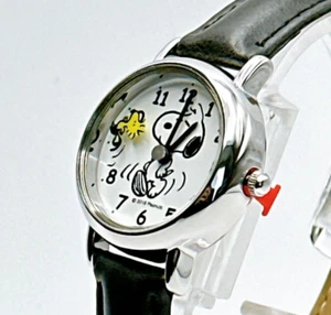 Citizen Q&Q Peanuts Snoopy P003 Series P003-304 Wristwatch From Japan Woman - Picture 1 of 12