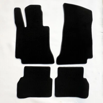 Alfombras impermeables automáticas para Mercedes-Benz C Wagon 2015-2020 Foto 1 de 4