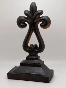 Southern Living At Home Fleur de Lis Finial Buchstütze Türstopper Gusseisen rustikal - Bild 1 von 4