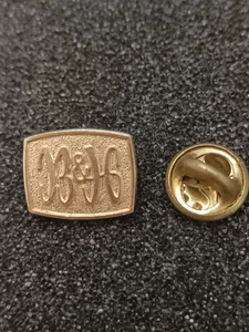 Pin's Pins Pin Enamel 63  Cigarettes Tabac BENSON & HEDGES  Logo "B&H"  - Imagen 1 de 4