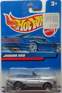2000 Hot Wheels Jaguar XK8 Col. #165 (5 Hole Hub Wheels)