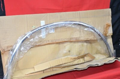 Nuevo de Lote Antiguo Isuzu Cromo Moldura Borde Rueda Labio Moldura OEM GM 94361132 Camión Derecha Trasera Foto 1 de 4