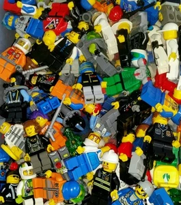 LEGO® City Minifigure Lot x 3 w/ Accessories Complete People Space guy AUTHENTIC - Picture 1 of 4