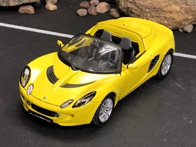 Imperfect 1:24 Diecast Car Welly YELLOW 2003 LOTUS ELISE 111s #2447 No Box - Image 1 of 4