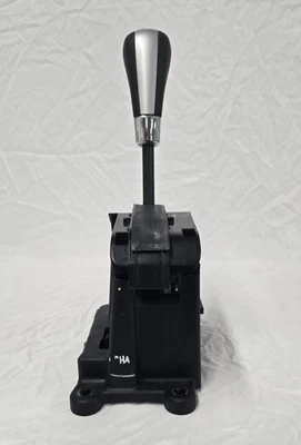 2008-09 Chevrolet Equinox LS 3.4L Automatic Trans. Gear Floor Shifter Lever OEM - Image 1 of 4