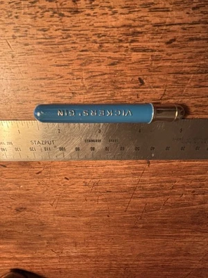 Lápis publicitário vintage década de 1930 Vickers gin golfe - Imagem 1 de 3