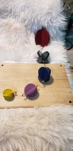 Expositor de ventana colgante vintage de madera y pintado hecho a mano. **único** - Imagen 1 de 5