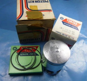 Yamaha RD250 1978_1x Kolben + Kolbenringe_+ 1,00_4th O/S_55,00 mm_Piston + Rings - Bild 1 von 7