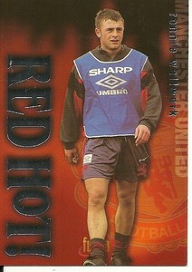 1997 Futera 'RED HOT' soccer insert - RONNIE WALLWORK of MAN UTD  SILVER CARD