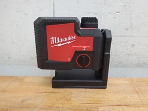 Milwaukee USB Rechargeable Green 3 Point Laser, Model 3510-20 (TOOL ONLY) - Imagen 1 de 8