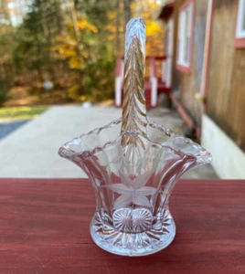 Crystal Basket Bridal Basket Flower Basket Etched 4" Elegant Vintage - Picture 1 of 7