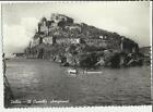 67231 Vecchia Cartolina Di Ischia Castello Aragonese Uomo In Canoa E Barca 1956