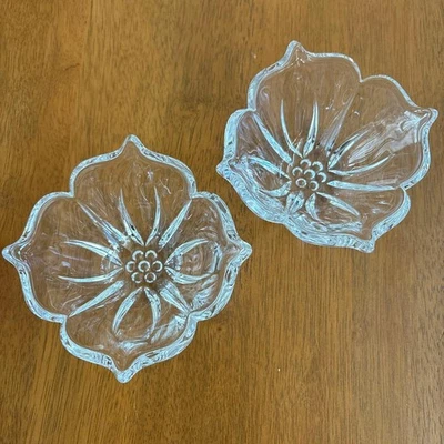 Par de cuencos pequeños Waterford Waterford Crystal Hanamizuki 4,3" usados Foto 1 de 4