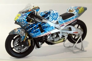 Minichamps 1/12 Scale Diecast 122 016186 Honda NSR 500 GP Mugello Dirty Rossi - Picture 1 of 5