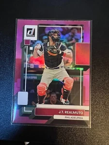 2022 Donruss Baseball Holo Pink #95 J.T. Realmuto - Philadelphia Phillies - Picture 1 of 2