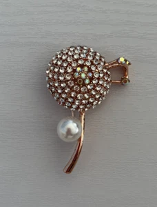 Lovely New Faux Pearl and Rhinestone Dandelion Rose Gold-tone Brooch Pin S-85 - Picture 1 of 2