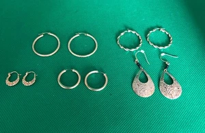 5 x PAAR REIFEN & HÄNGEN OHRRINGE PACK KOSTÜM SCHMUCK SIEHE FOTOS - Bild 1 von 6