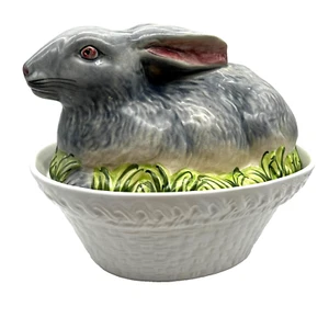 Olfaire Grey Bunny Rabbit Covered Basketweave Serving Bowl Tureen Casserole Dish - Picture 1 of 22