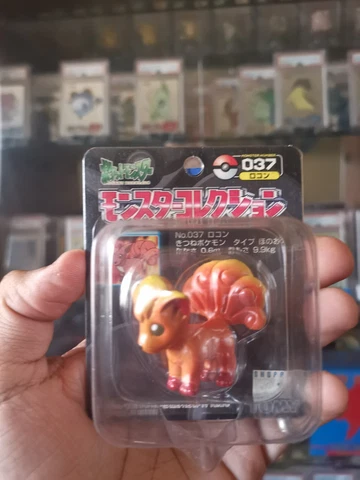 Pokemon Figure TOMY Monster Collection VULPIX 037 Pocket Monster RARE BNIB Cover