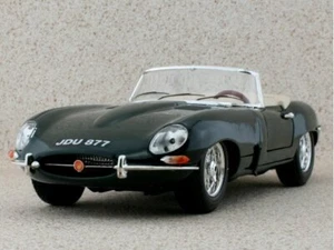 JAGUAR E-Type - 1961 - darkgreen - Bburago 1:18 - Imagen 1 de 2
