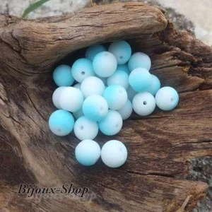 50 Perles de bohème 8 mm effet caoutchouté (Bleu & Blanc) - Foto 1 di 1