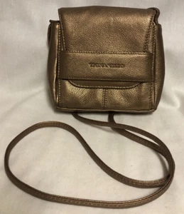 TIGNANELLO Gold Kieselleder Umhängetasche Schultertasche MAGNETISCHE KLAPPE NEU OHNE ETIKETT - Bild 1 von 6