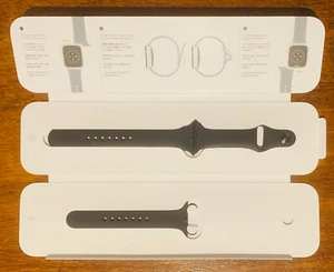 Genuine Apple Sports Band for Apple Watch Series SE - 44mm - In original box - Picture 1 of 14