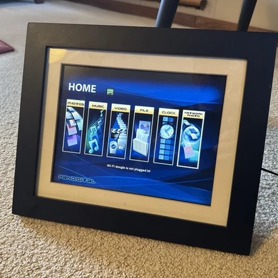 Digital 10" Picture Frame - PanDigital - Works Perfectly. - Image 1 of 4