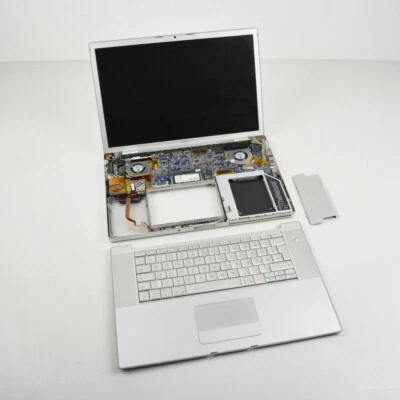 Apple MacBook Pro - 2007 - Spare Parts - Image 1 of 4
