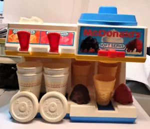 Playset vintage 1988 Fisher Price McDonald’s bevanda, frullato e servizio morbido - Foto 1 di 12