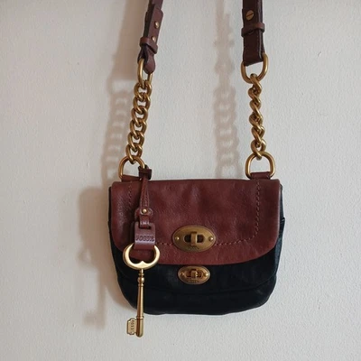 Fossil Leather Shoulder  Bag Black and Brown With big Key Charm - Image 1 of 4