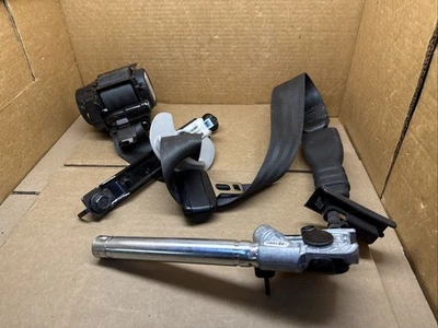 Retractor de cinturón de seguridad delantero izquierdo del lado del conductor Hyundai Sonata 2015-2017 Foto 1 de 4