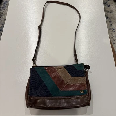 Bolso Bandolera The Sak Y2K Patchwork Cuero y Gamuza Iris Demi Correa Desmontable  Foto 1 de 4