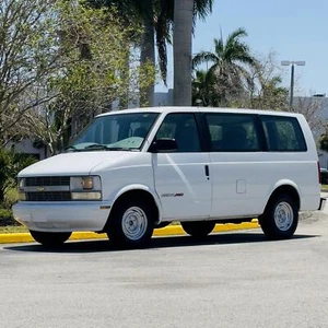 1997 Chevrolet Astro Passenger Van RARE AWD 4X4 LOW 76K MI RUNS GREAT! SAFARI - Picture 1 of 40