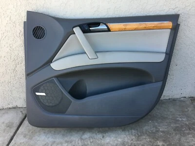 2009 Audi Q7 3.6L Quattro Front Right Passenger Side Door Panel Assembly OEM - Image 1 of 4