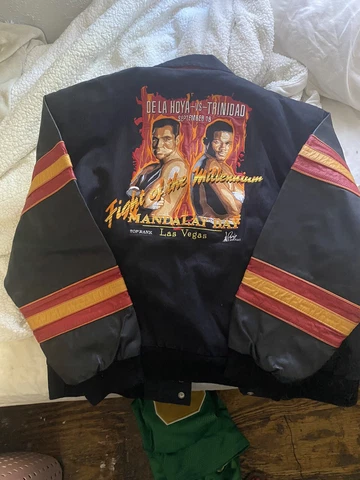 Oscar de la Hoya / Trinidad millinium fight jacket Cover