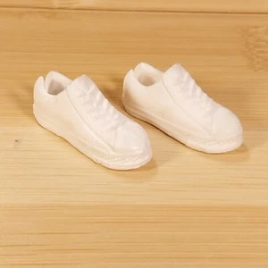 Par de Tenis Blancas Barbie Tenis Zapatos Atléticos Muñeca Calzado Mattel - Imagen 1 de 8